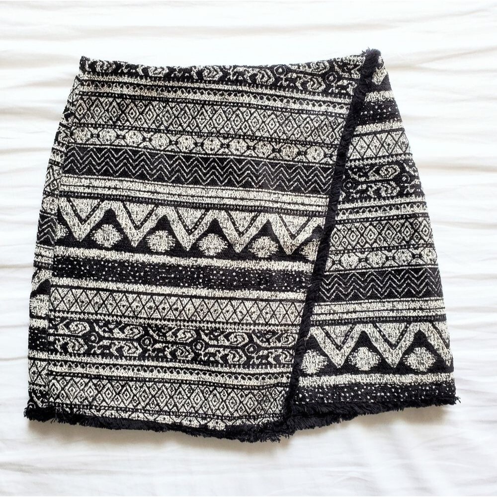 H&M Faux Wrap Skirt Size 4
